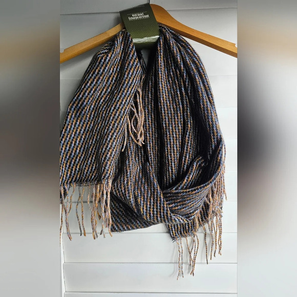 True North  Acrylic Soft Fringe Scarf one size - Picture 3 of 5